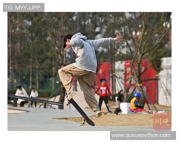 周强独家分享滑板心得与技巧助你轻松掌握滑板运动的乐趣与挑战